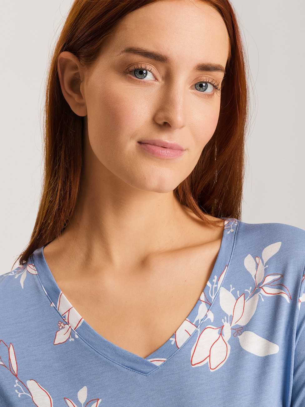 Hanro Women's Pearly Flowers Nightgown