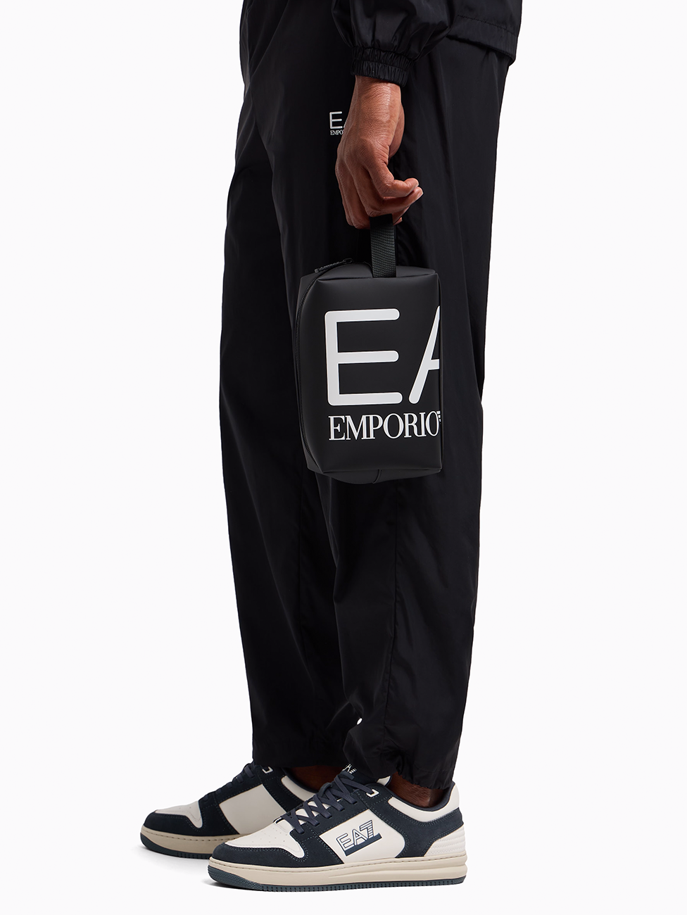 EA7 Washbag with Oversized Logo