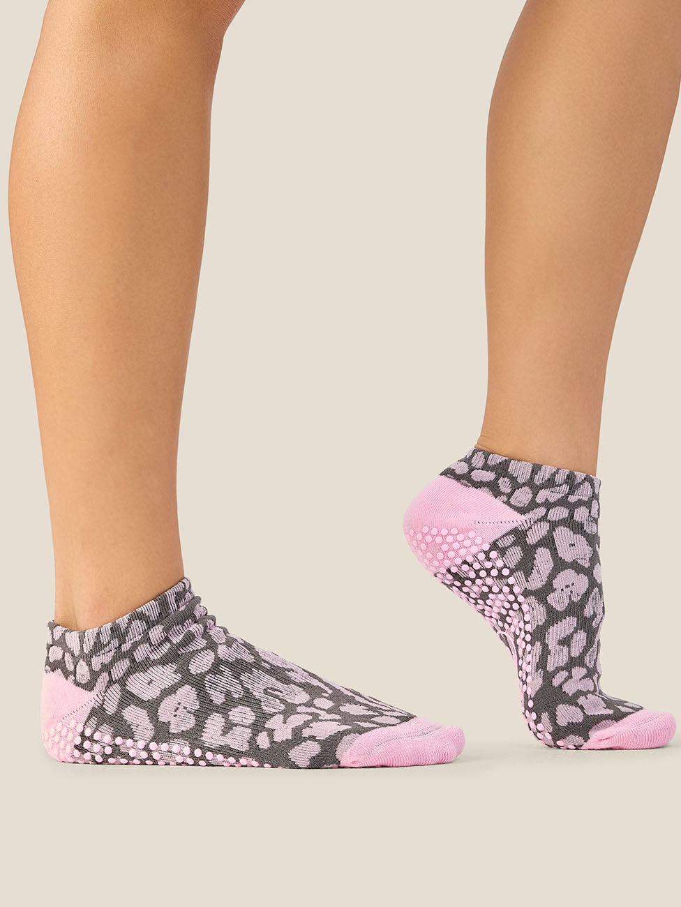 MoveActive Cheetah Pink Low Rise Grip Socks