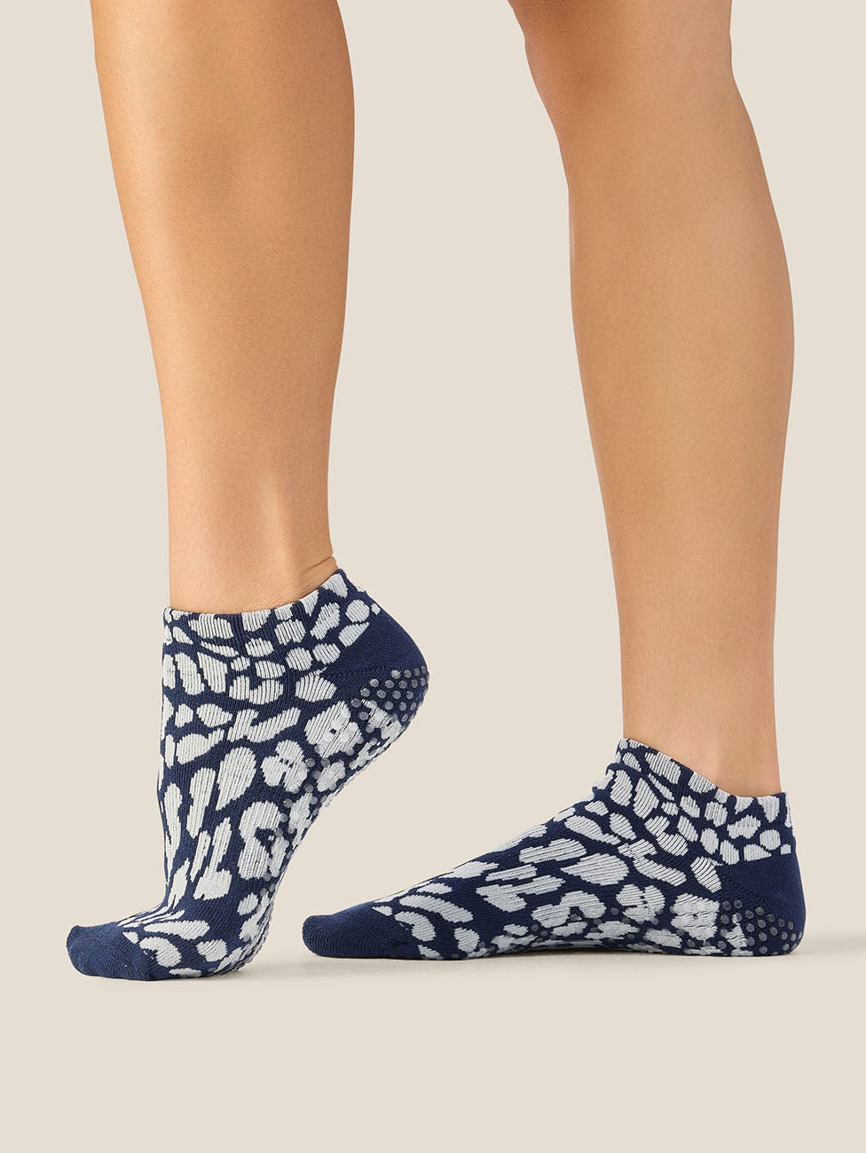 MoveActive Cheetah Navy Low Rise Grip Socks