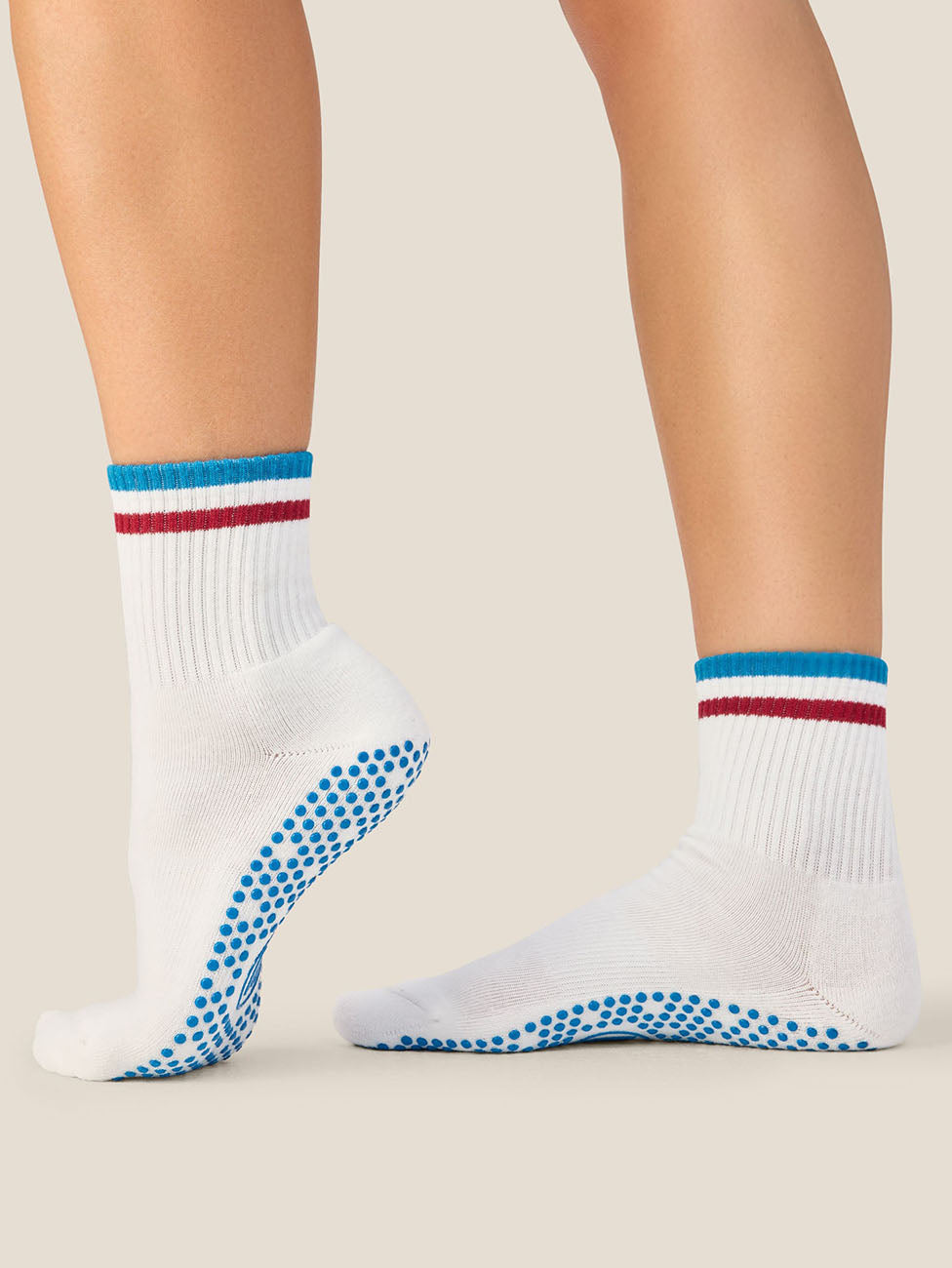 MoveActive Track Ivory Crew Grip Socks