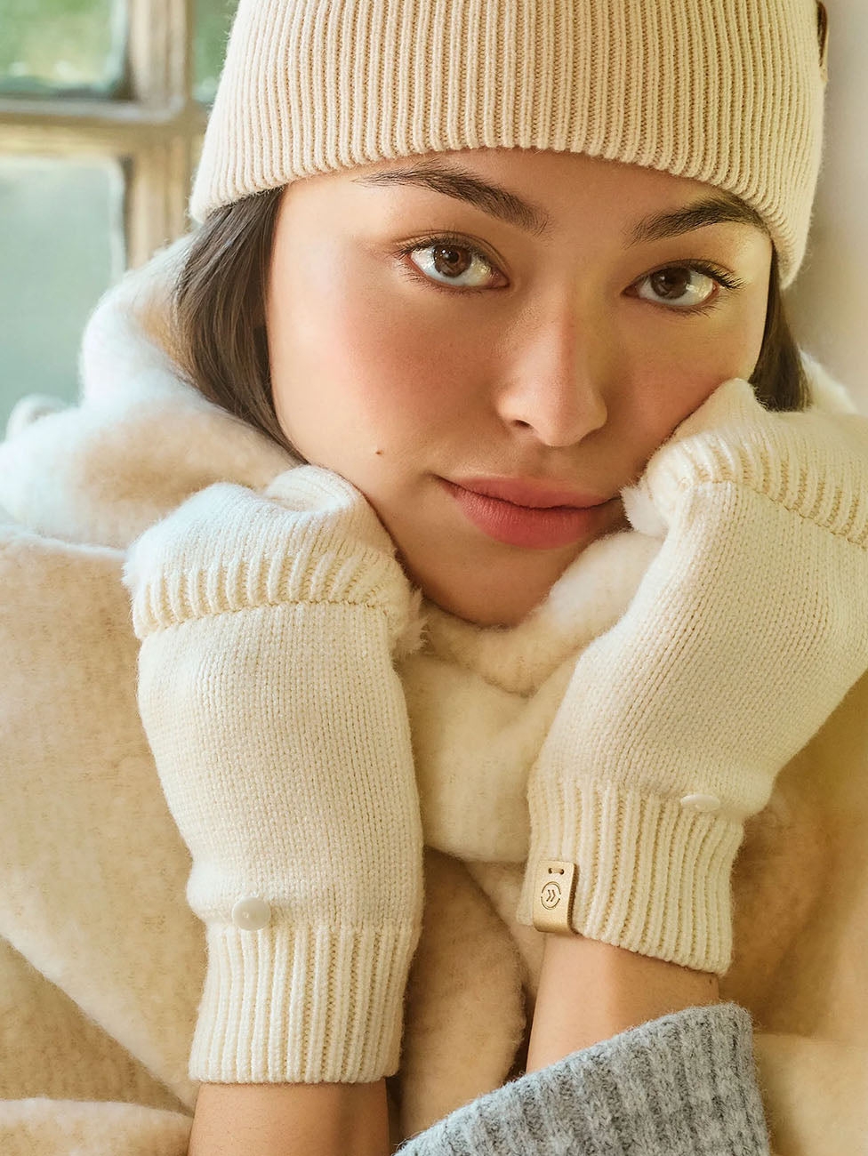 Isotoner Fringe Cream Women's Plaid Scarf