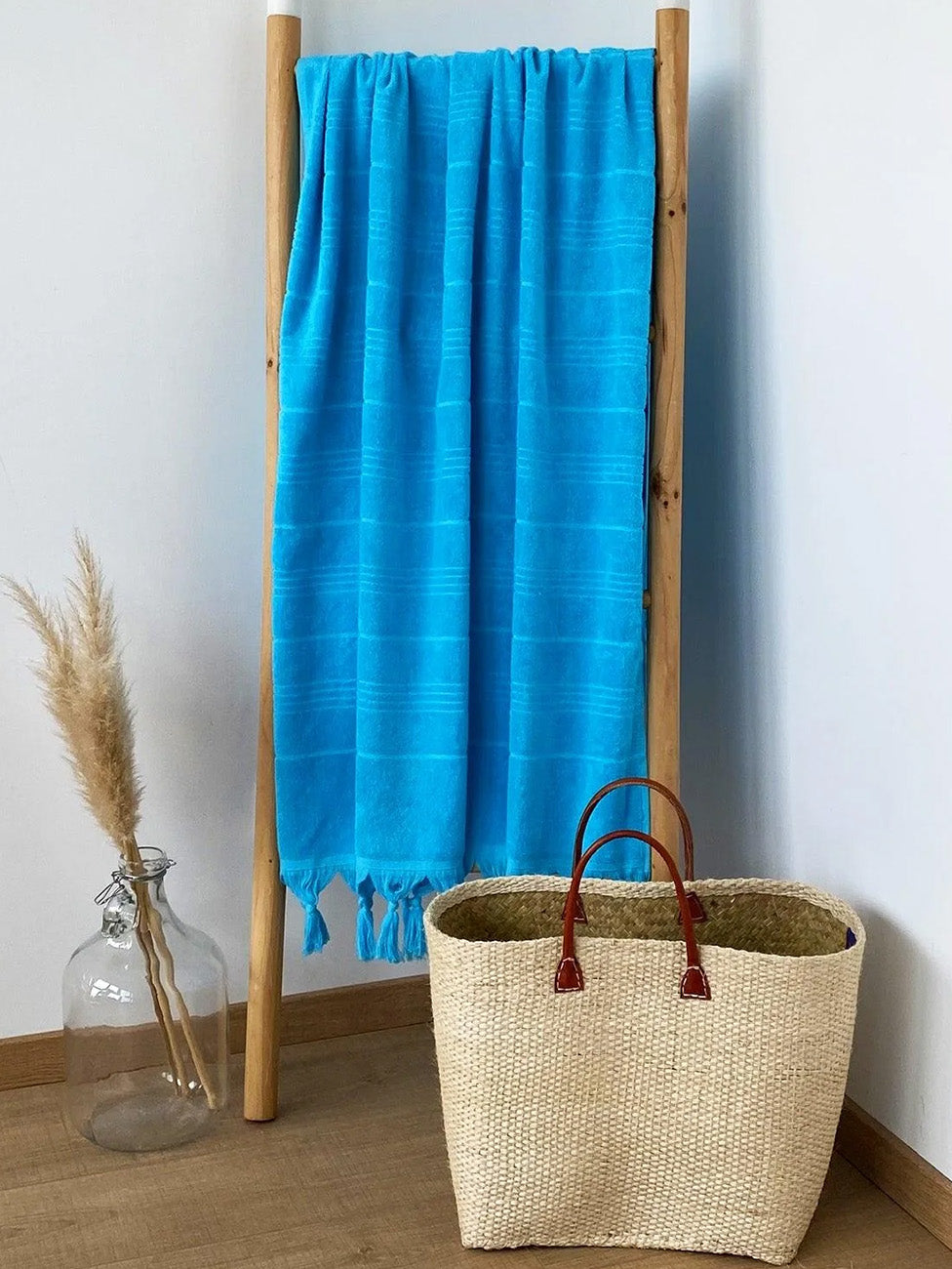 Le Comptoir De La Plage Turquoise Towel