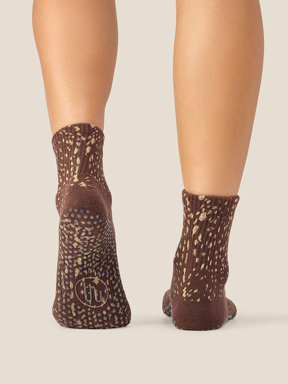 MoveActive Fawn Espresso  Crew Grip Socks