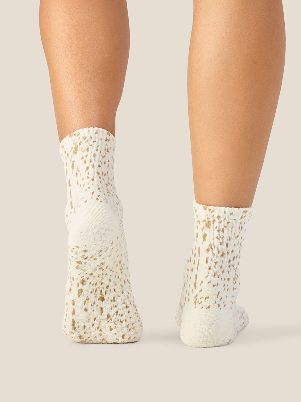 MoveActive Fawn Oat  Crew Grip Socks