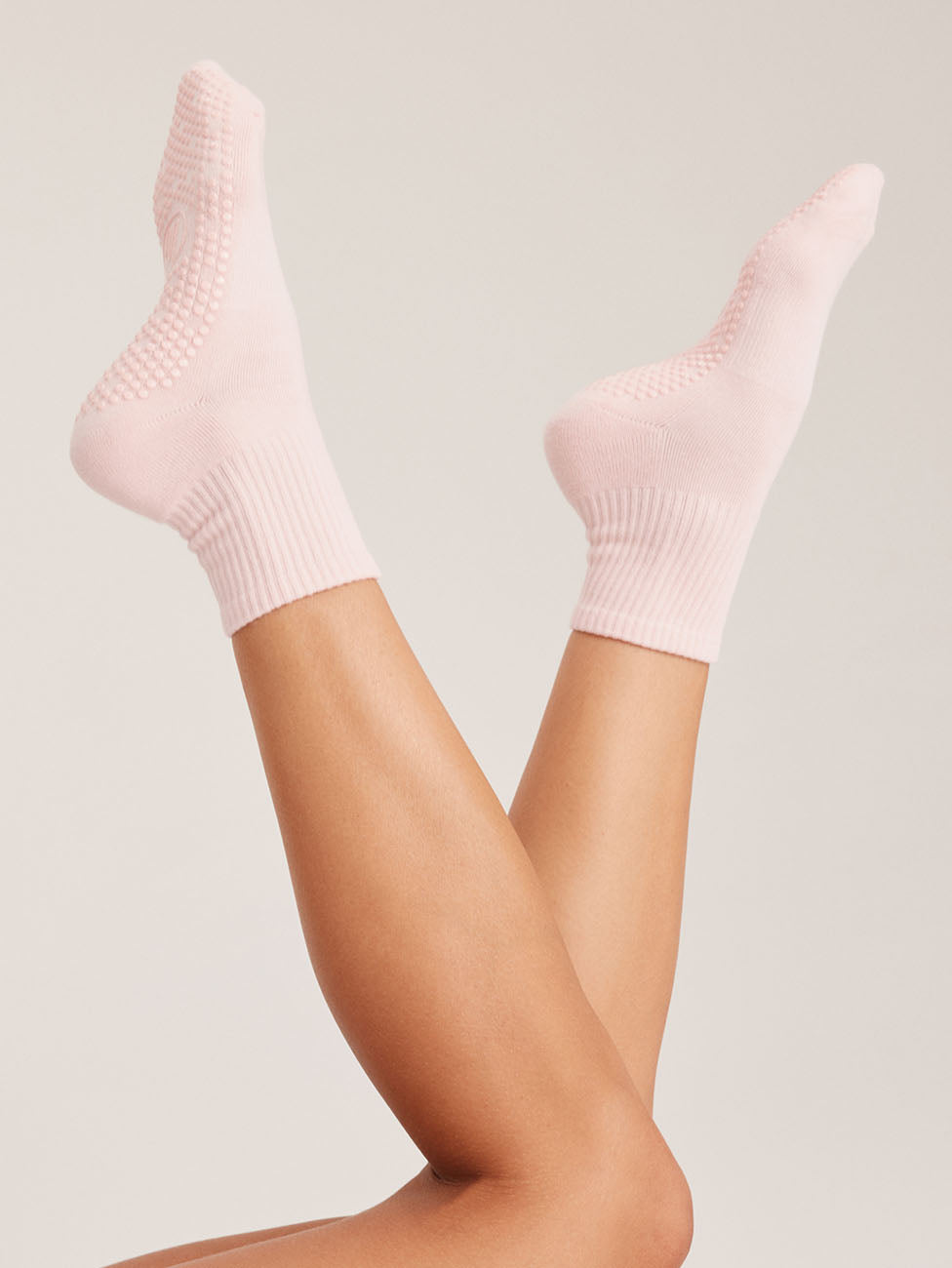 MoveActive Sweet Pink  Crew Grip Socks