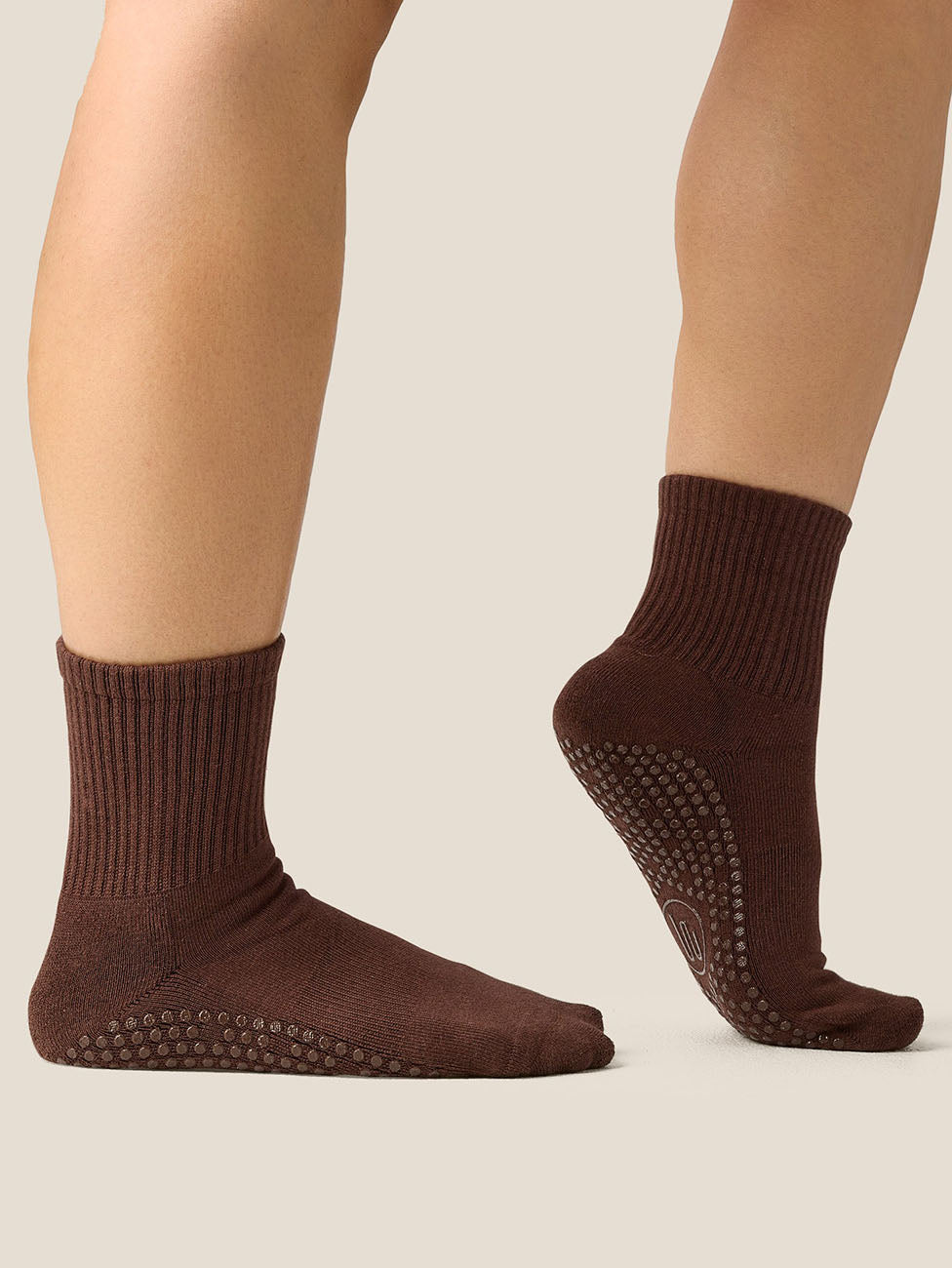 MoveActive Espresso  Crew Grip Socks