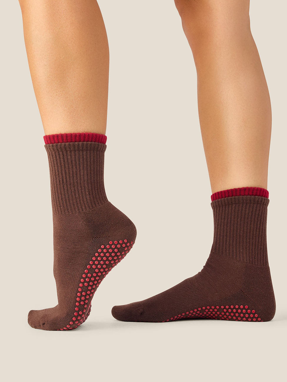 MoveActive Layer Espresso  Crew Grip Socks