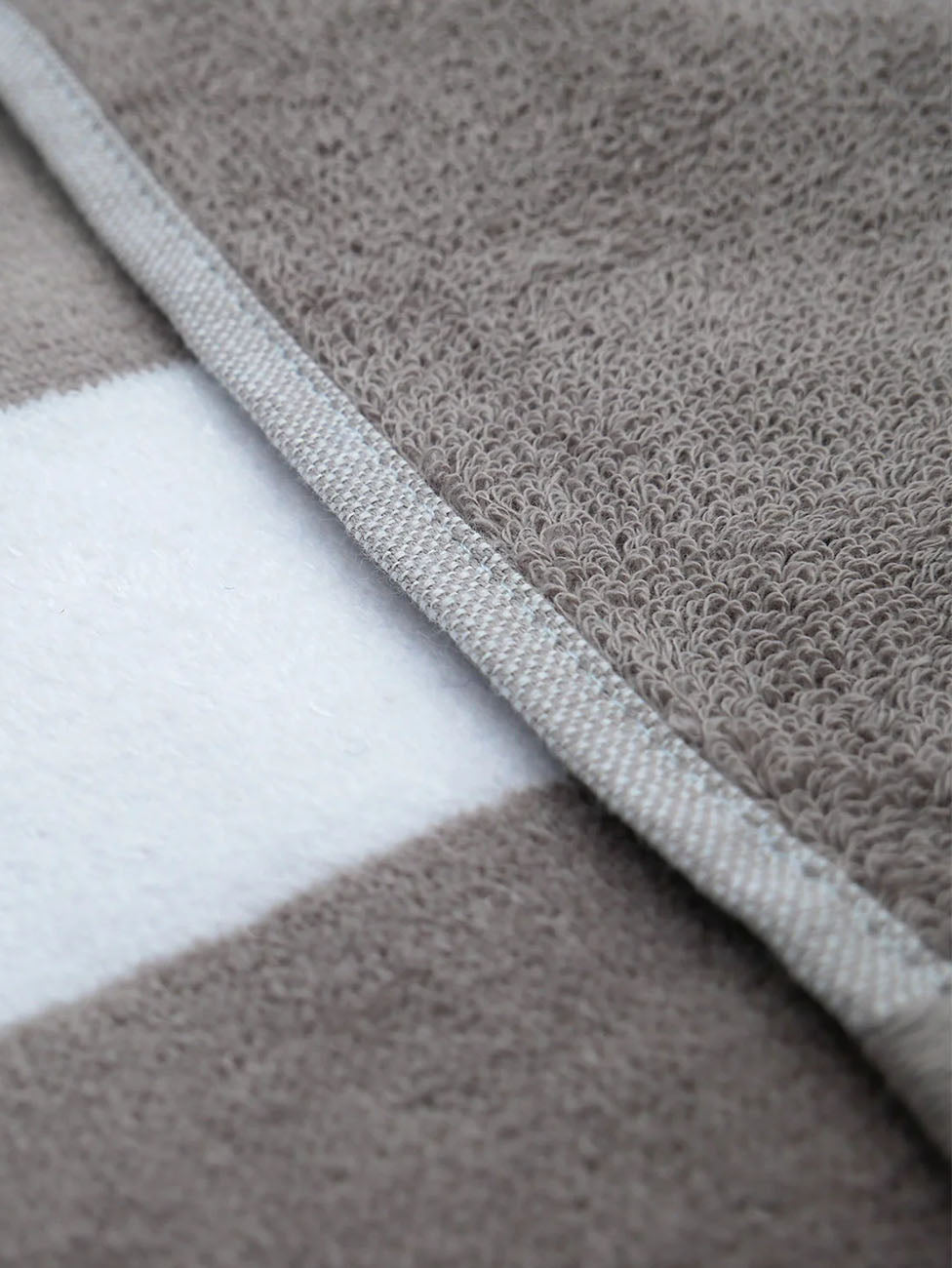 Le Comptoir De La Plage Bahia Taupe Towel
