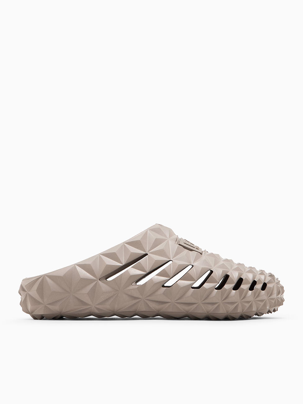 EA7 Cobbelstone Three-Dimensional Geometric Motif Slippers