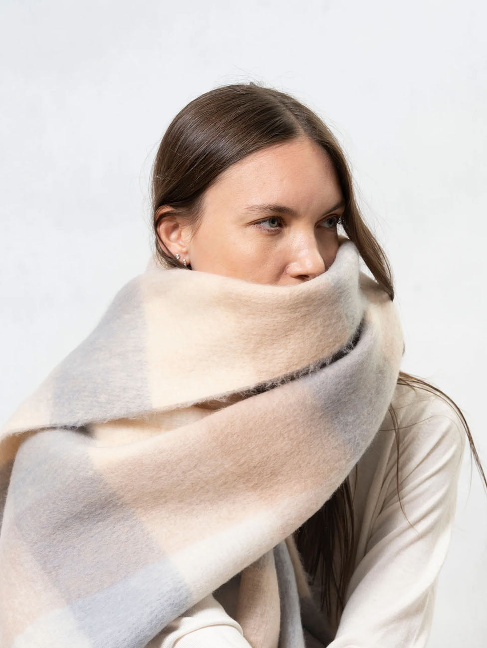 Isotoner Fringe Beige & Grey Women's Plaid Scarf