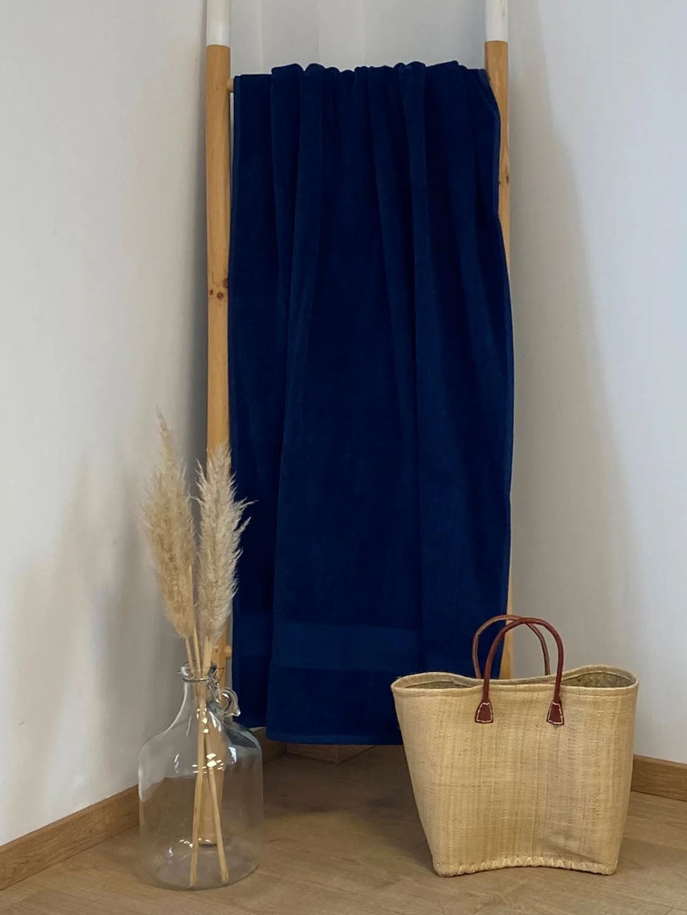 Le Comptoir De La Plage Classy Navy Towel