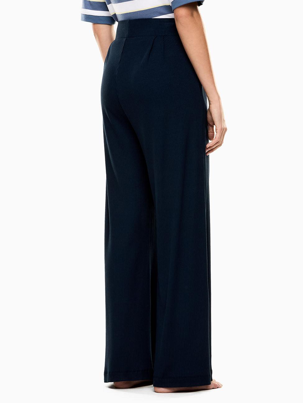 EA7 Train Costa Smeralda Pants