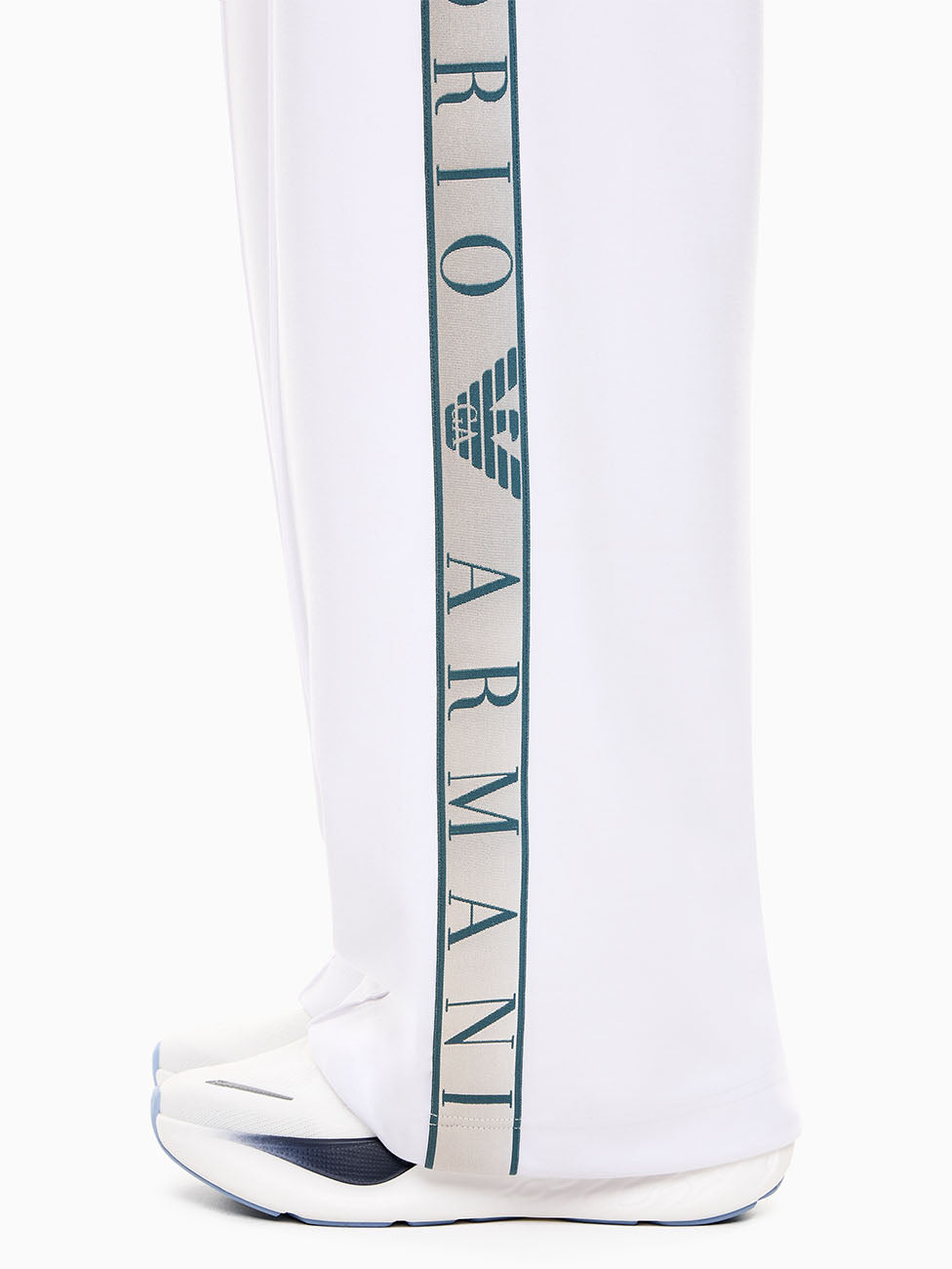 EA7 VENTUS7 Dynamic Athlete Trousers