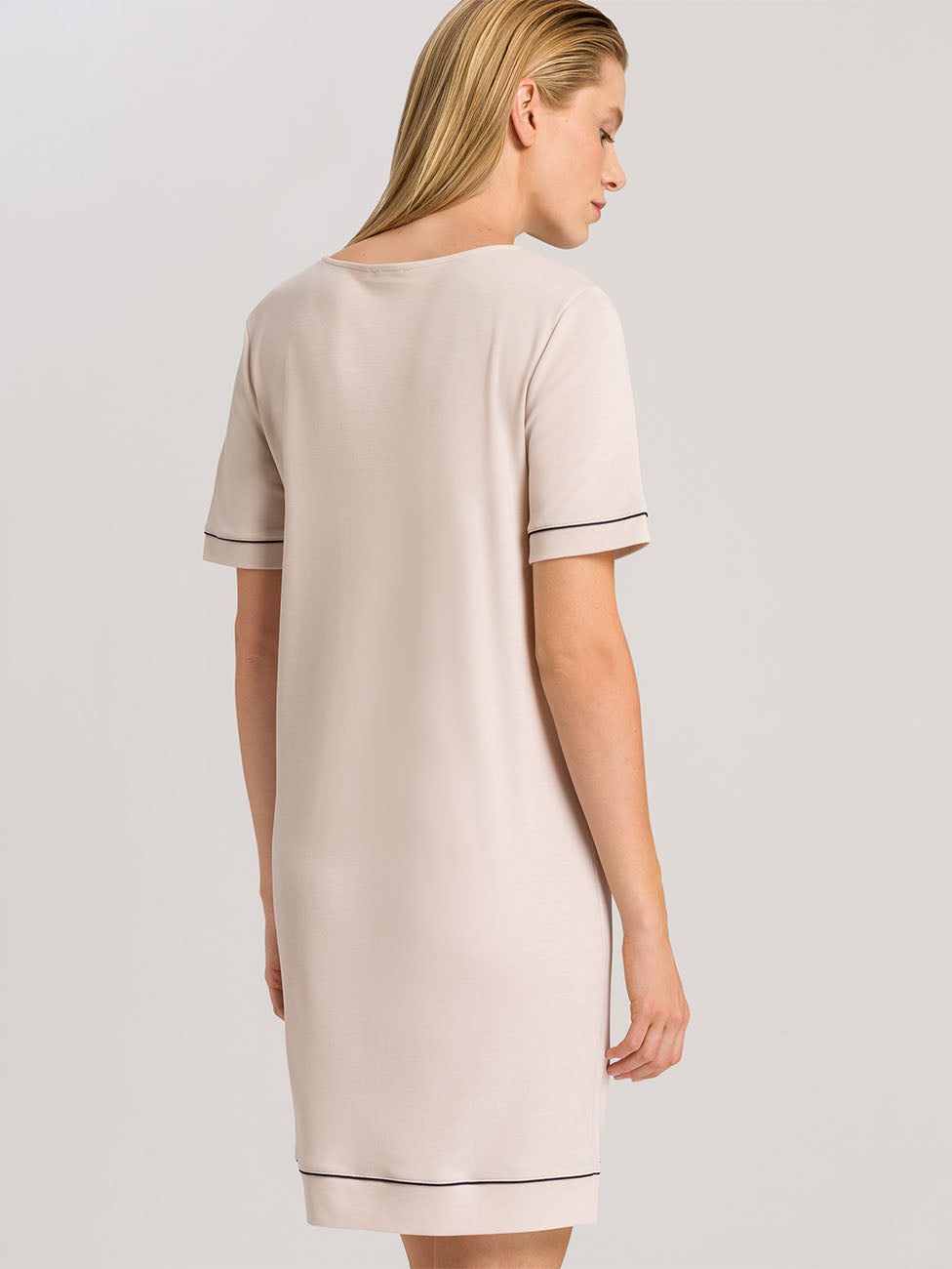 Hanro Natural Comfort Almond Nightdress